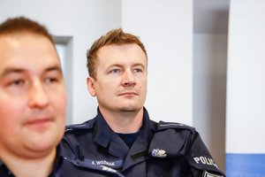 policjanci oraz uczestnicy wydarzenia pt. „Z nami bezpieczniej. Majówka ze Świętokrzyską Policją”