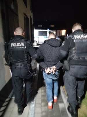 zatrzymany z policjantami