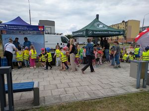 Uczestnicy Powiatowych Obchodów Św. Policji