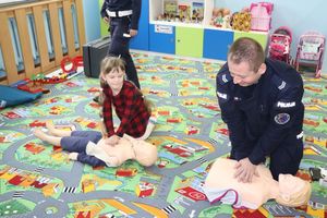 Policjanci w trakcie spotkania