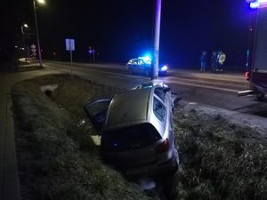uszkodzony samochód