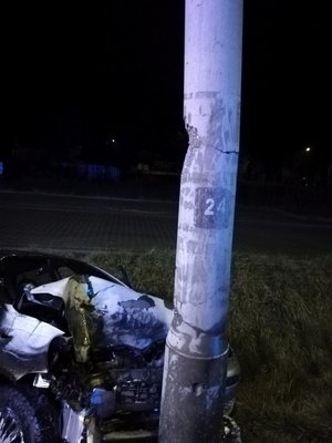 uszkodzony samochód