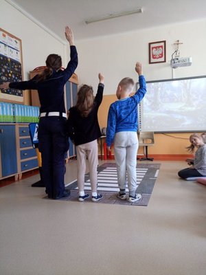 Policjanci w trakcie spotkania