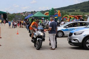 Policjanci w trakcie działań