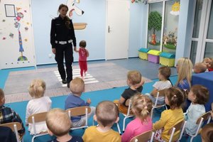 Policjanci w trakcie spotkana