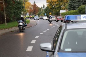 Policjanci w trakcie rajdu rowerowego