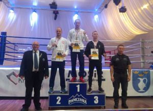 Starachowicki policjant mistrzem Polski w kick-boxingu