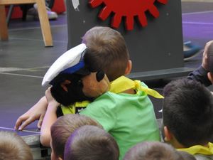 Policjanci w trakcie spotkania