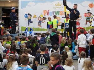 Policjanci w trakcie spotkania