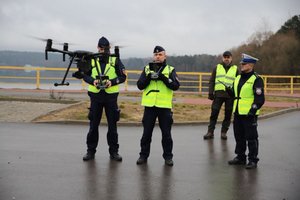 Drogówka z leśnikami w przedświątecznej akcji