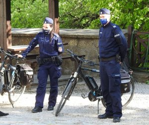 Policyjny rowerzyści czuwają nad bezpieczeństwem