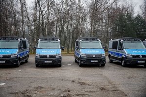 Nowe pojazdy dla policjantów oddziału prewencji