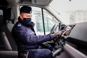 Nowe pojazdy dla policjantów oddziału prewencji
