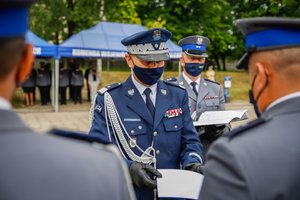 Nowi oficerowie, medale i odznaczenia