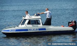 policyjna łódka
