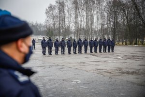 Kolejne elektryczne radiowozy trafiły do świętokrzyskich policjantów