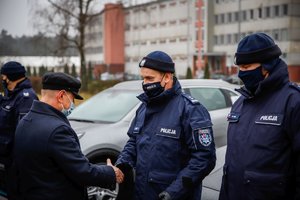 Kolejne elektryczne radiowozy trafiły do świętokrzyskich policjantów