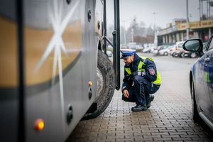 Ruszył stały punkt kontroli autokarów