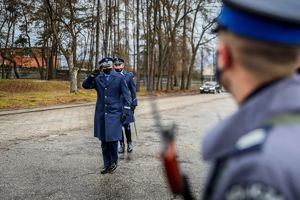 Złożyli meldunki o zakończeniu służby