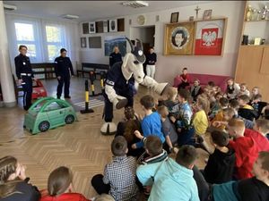 z wizytą w szkole, spotkanie z dziećmi z Ukrainy