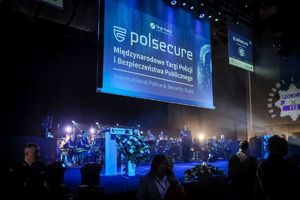 Uczestniczy targów Polsecure