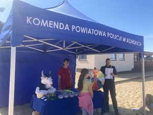 Lekcja profilaktyki na plaży w Sielpi