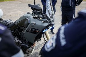 uroczystość przekazania motocykli