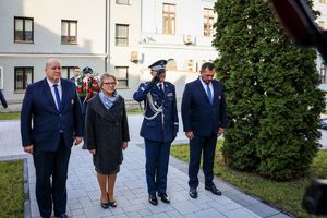 złożenie kwiatów