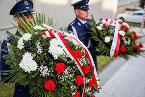 złożenie kwiatów