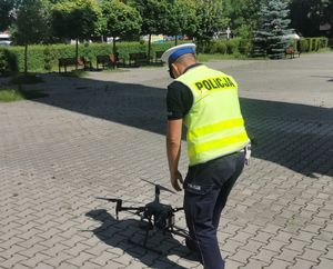 Działania „Bezpieczne przejście” z policyjnym dronem