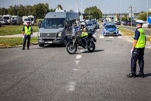 Międzynarodowy Salon Przemysłu Obronnego z udziałem policjantów