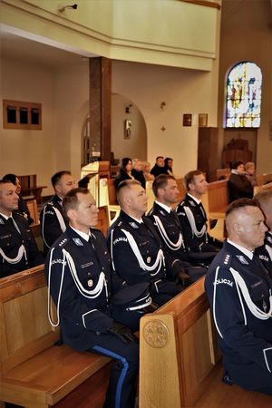 Jubileuszowa pielgrzymka policjantów do Ostrej Bramy