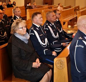 Jubileuszowa pielgrzymka policjantów do Ostrej Bramy