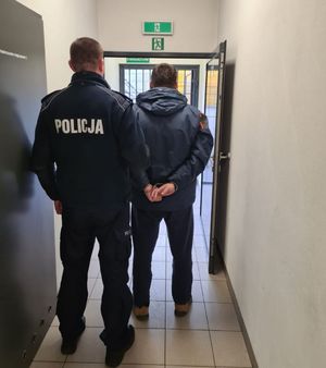 Bodzentyńscy policjanci zatrzymali 41