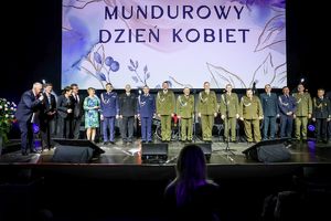Mundurowy dzień kobiet