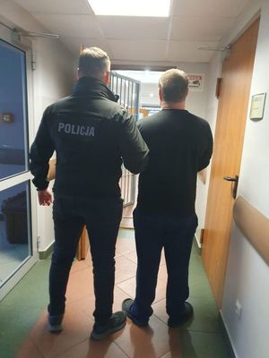 Zatrzymany w asyście policjanta