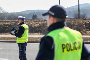 napis policja