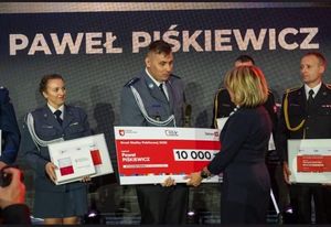 Funkcjonariusz
