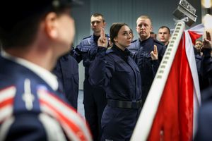Ślubowanie nowo przyjętych funkcjonariuszy