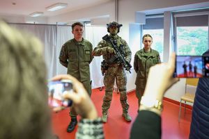 Świętokrzyscy Policjanci na Pikniku Edukacyjnym Akademii Nauk Stosowanych w Kielcach