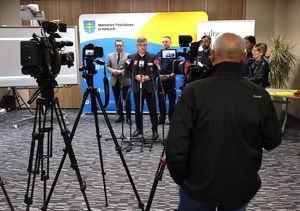 Bezpieczna hulajnoga – wspólna inicjatywa Policji i Starostwa Powiatowego w Kielcach