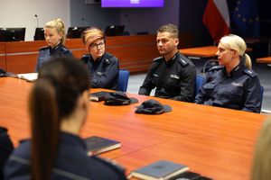 policjanci na szkoleniu