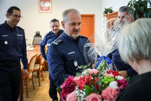 Życzenia dla podopiecznej Fundacji Pomocy Wdowom i Sierotom po Poległych Policjantach