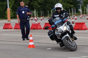 Policjant ruchu drogowego.