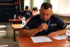 Policjant ruchu drogowego.