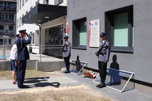 Odsłonięcie tablicy upamiętniającej poległych funkcjonariuszy