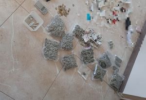 Zabezpieczone przez policjantów przedmioty