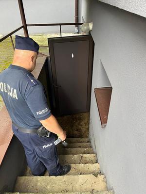 policjanci