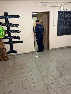 policjanci