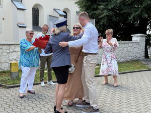 wyjątkowe zaręczyny na powiatowych obchodach Święta Policji